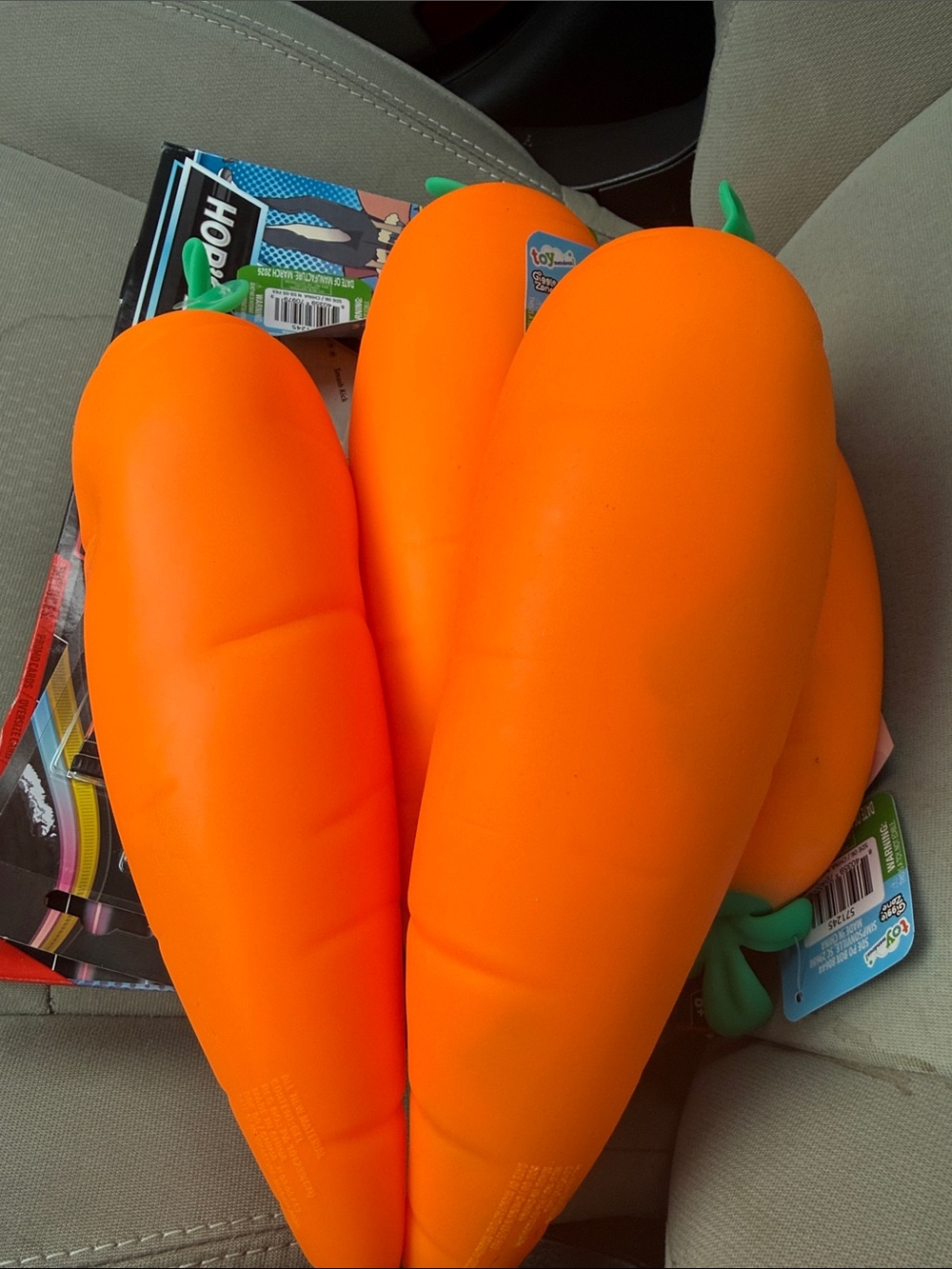 Squeeezy Carrot Fidgit Squish Toy BNWT